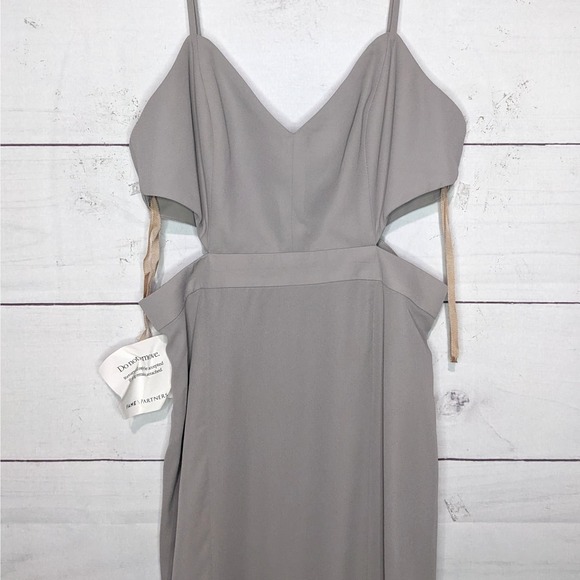 Fame & Partners The Zyra Cutout Waist Sleeveless Maxi Dress Gray Women's Size 2 - Picture 3 of 12